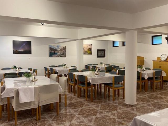 Pensiunea Casa Saxonia Rîşnov Luaran gambar